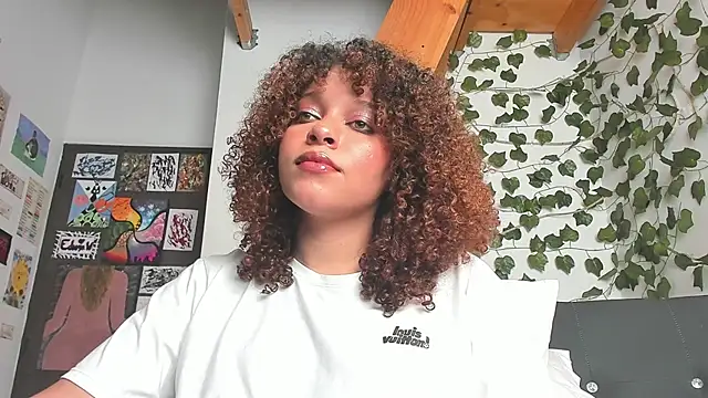 Ada gales  online show from 12.18.24