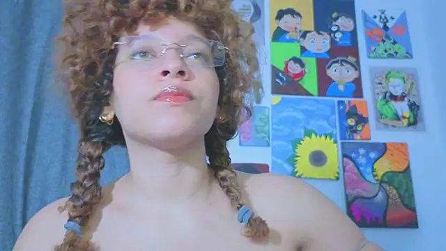 Snapshot of Ada_gales_ chatting on 07.29.26 Ada gales online show from 07.29.26
