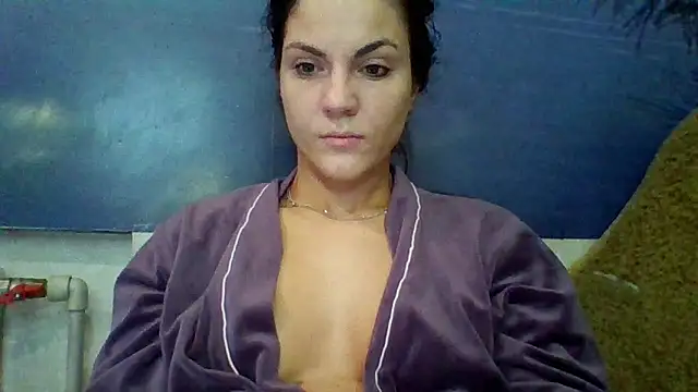 Snapshot of AliceTailor chatting on 05.26.26 AliceTailor online show from 05.26.26