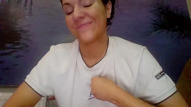 Snapshot of AliceTailor chatting on 06.28.26 AliceTailor online show from 06.28.26