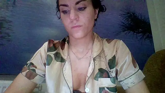 Snapshot of AliceTailor chatting on 07.14.26 AliceTailor online show from 07.14.26