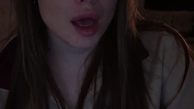 IceDanielles online show from 12.21.25