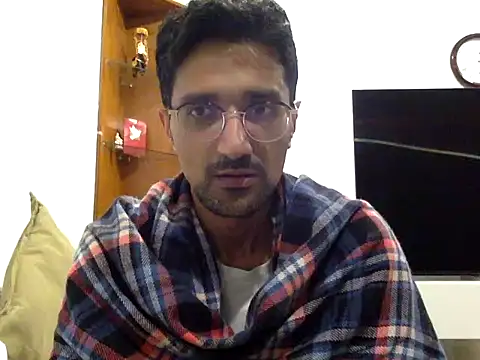 Snapshot of Carmelia10 chatting on 01.11.25 Carmelia10 online show from 01.11.25