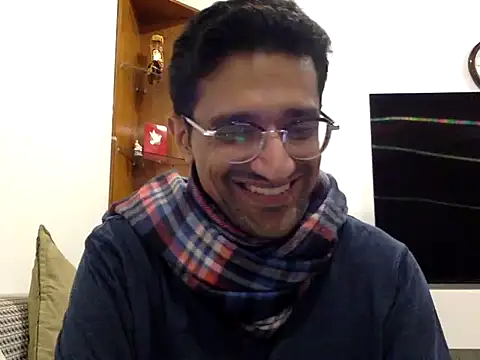 Snapshot of Carmelia10 chatting on 01.16.25 Carmelia10 online show from 01.16.25