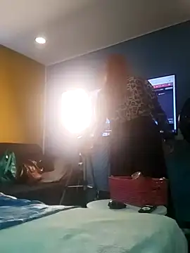 Snapshot of Wife_sexxx chatting on 12.02.24 Wife sexxx online show from 12.02.24