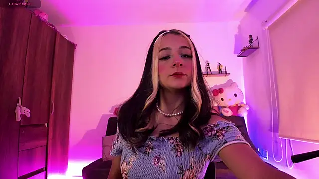 penny sweett  online show from 09.09.25