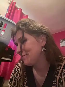 Lwhite1 online show from 02.08.25