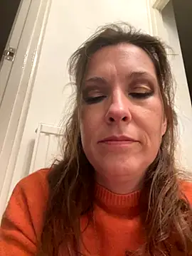 Lwhite1 online show from 11.04.25