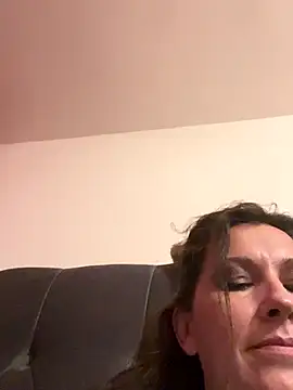 Lwhite1 online show from 11.19.25