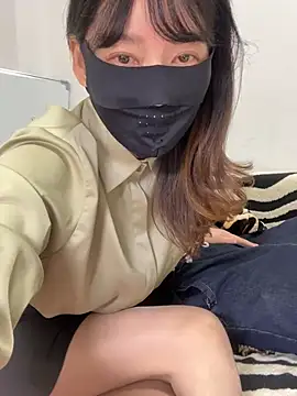 Snapshot of Annabody chatting on 02.20.25 Annabody online show from 02.20.25