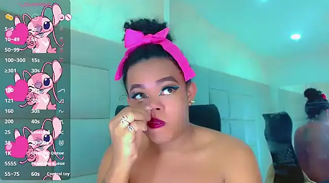 KayleighDreams  online show from 02.25.25