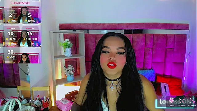 Snapshot of KayleighDreams_ chatting on 06.06.26 KayleighDreams online show from 06.06.26