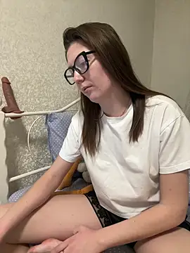 BeatriceTender online show from 03.12.25