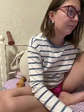 BeatriceTender online show from 10.06.25