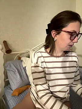 BeatriceTender online show from 12.02.25