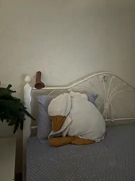 BeatriceTender online show from 12.17.25