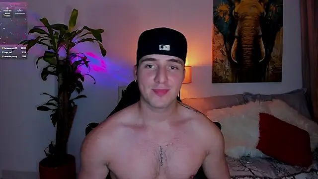 Snapshot of liam_oficial02 chatting on 03.19.25 liam oficial02 online show from 03.19.25