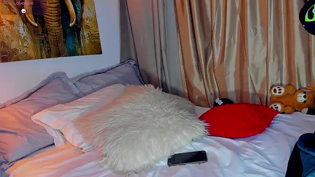 Snapshot of liam_oficial02 chatting on 10.12.25 liam oficial02 online show from 10.12.25