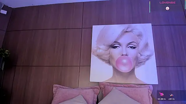 AgattaDuque online show from 04.14.26