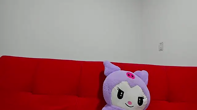 Snapshot of SamanthaBeke chatting on 05.25.26 SamanthaBeke online show from 05.25.26