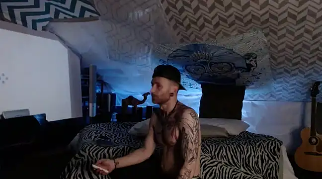 Snapshot of ShiaWay chatting on 03.19.25 ShiaWay online show from 03.19.25