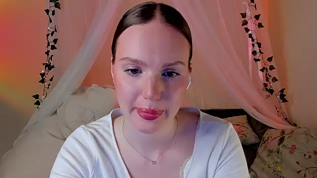 MishkaMe online show from 02.11.25