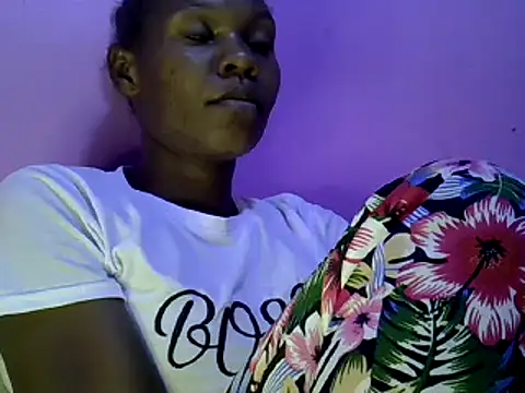 Snapshot of Cute_tamara chatting on 01.15.25 Cute tamara online show from 01.15.25