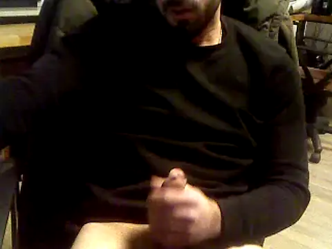 Snapshot of giorgakaci69 chatting on 02.12.25 giorgakaci69 online show from 02.12.25