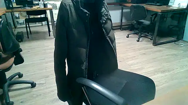 Snapshot of giorgakaci69 chatting on 03.21.25 giorgakaci69 online show from 03.21.25