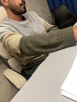 Snapshot of giorgakaci69 chatting on 10.14.25 giorgakaci69 online show from 10.14.25