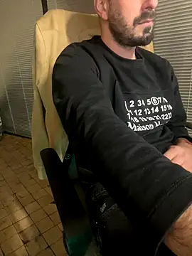 giorgakaci69 online show from 11.28.25