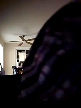 Snapshot of den-rock4u chatting on 11.12.25 den-rock4u online show from 11.12.25