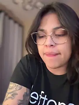 miacanela xo online show from 03.17.25