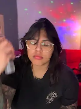 miacanela xo online show from 11.22.25