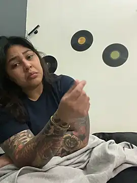 miacanela xo online show from 03.12.26