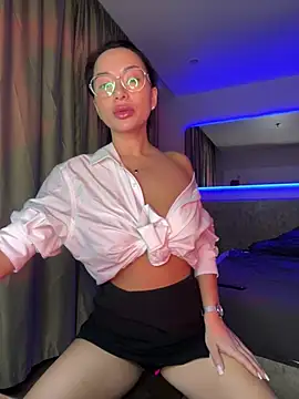 Melisa Ester online show from 02.22.25