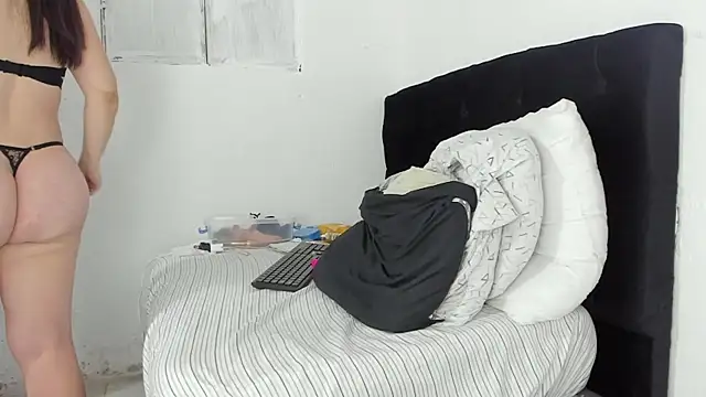 lana whitee online show from 02.07.25