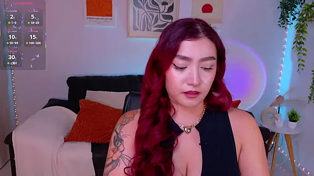 Snapshot of ViolettCastel chatting on 07.02.26 ViolettCastel online show from 07.02.26
