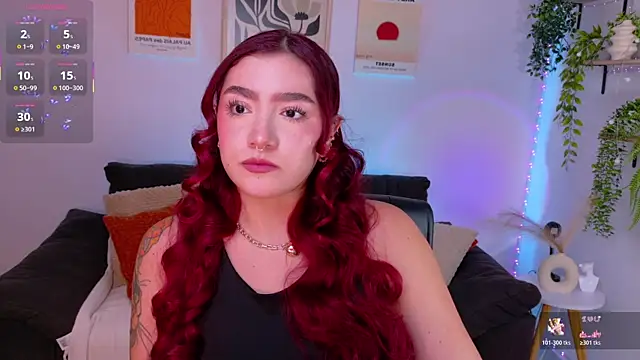 Snapshot of ViolettCastel chatting on 07.15.26 ViolettCastel online show from 07.15.26