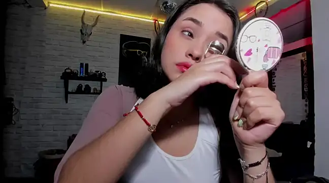 Kimmymadison- online show from 12.08.24