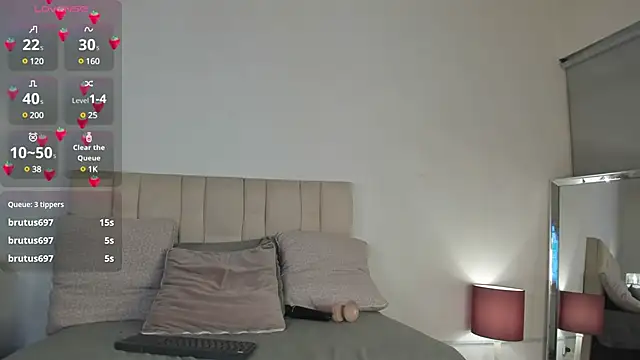 Roxxy mora online show from 02.08.25