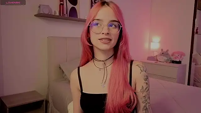 Roxxy mora online show from 12.02.25