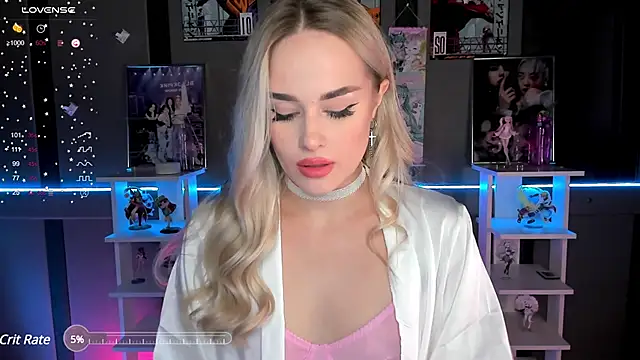 Snapshot of Ellen_Soft chatting on 12.04.24 Ellen Soft online show from 12.04.24