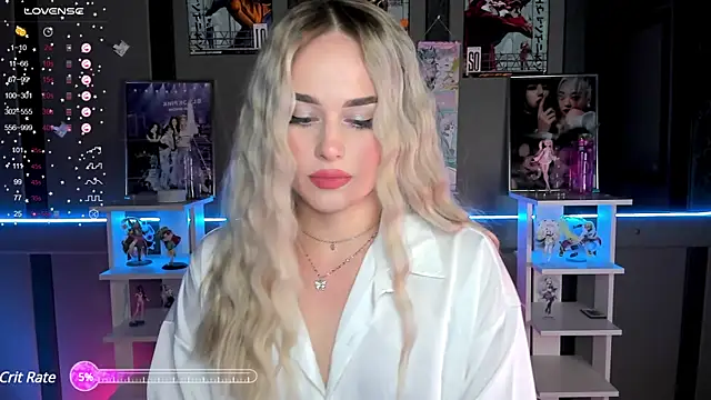 Snapshot of Ellen_Soft chatting on 12.12.24 Ellen Soft online show from 12.12.24