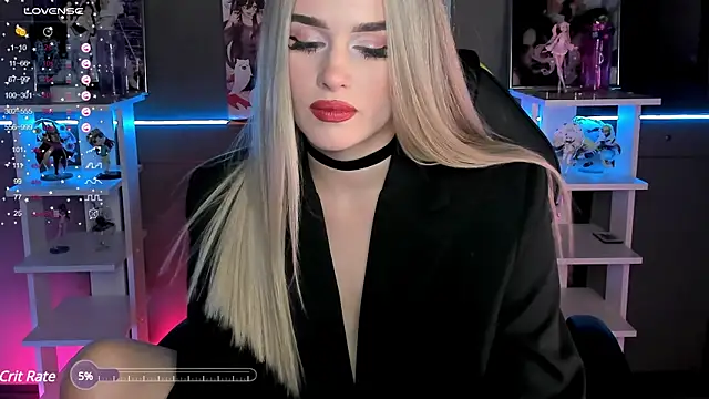 Snapshot of Ellen_Soft chatting on 01.06.25 Ellen Soft online show from 01.06.25