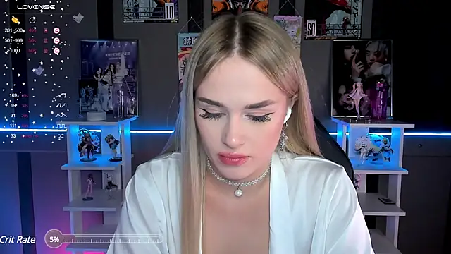 Snapshot of Ellen_Soft chatting on 01.15.25 Ellen Soft online show from 01.15.25