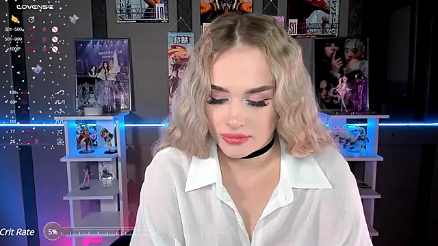 Snapshot of Ellen_Soft chatting on 03.07.25 Ellen Soft online show from 03.07.25