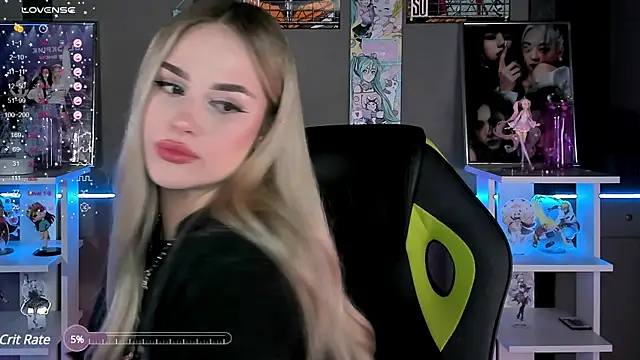 Snapshot of Ellen_Soft chatting on 03.20.25 Ellen Soft online show from 03.20.25