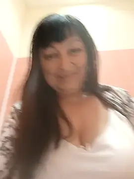Snapshot of Women-pleasures chatting on 10.19.25 Women-pleasures online show from 10.19.25