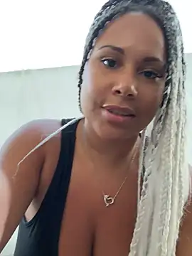 HaileyDiana online show from 09.16.25